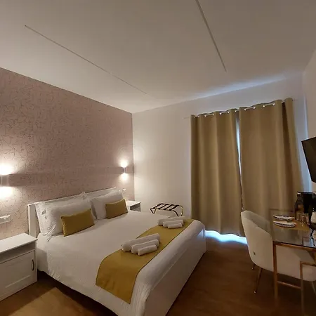 Yoyo House Luxury 4*
