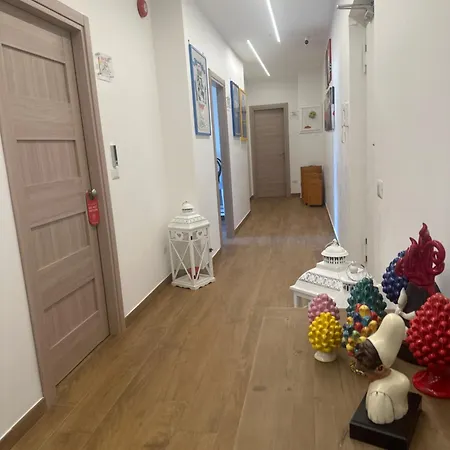 Yoyo House Luxury Bed & Breakfast Neapol