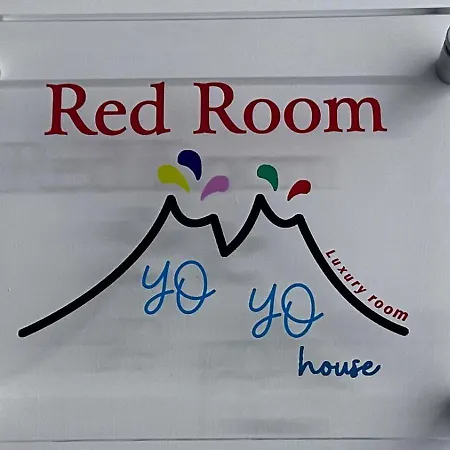 Yoyo House Luxury Panzió