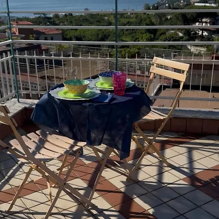 Yoyo House Luxury Bed & Breakfast